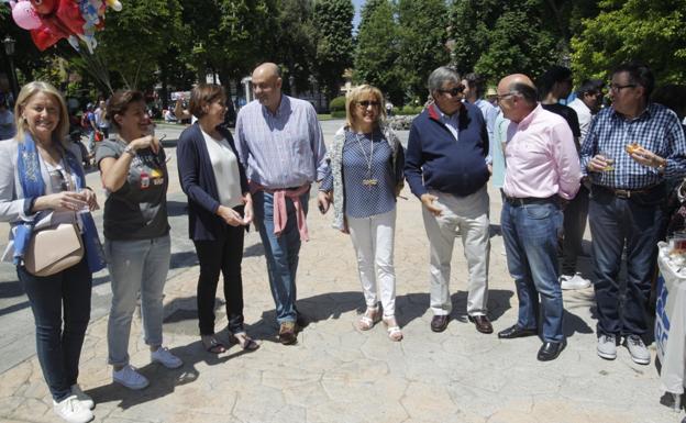 Cristina Coto y Carmen Moriyón, juntas en el Martes de Campo