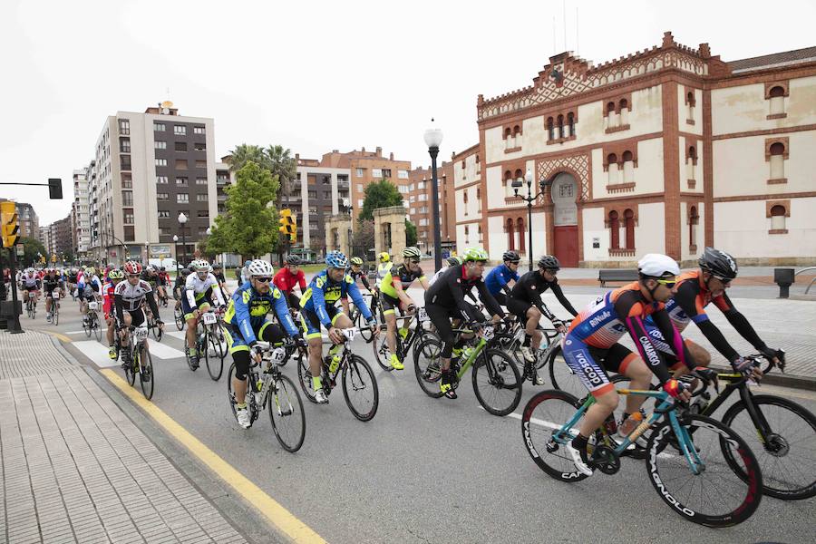 Fotos: Marcha Cicloturista Villa de Gijón (2)