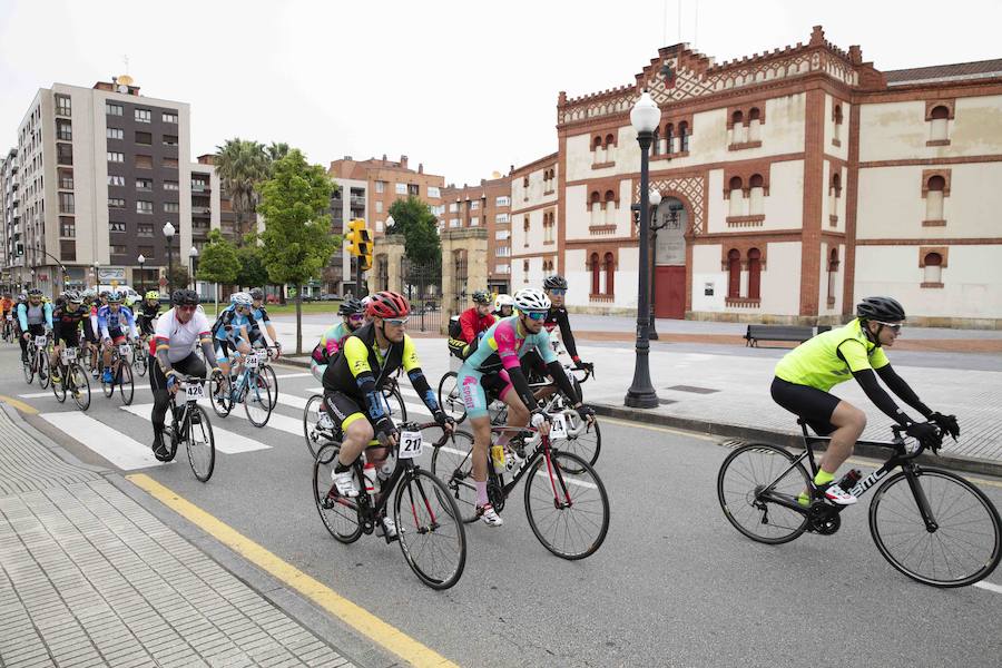 Fotos: Marcha Cicloturista Villa de Gijón (2)