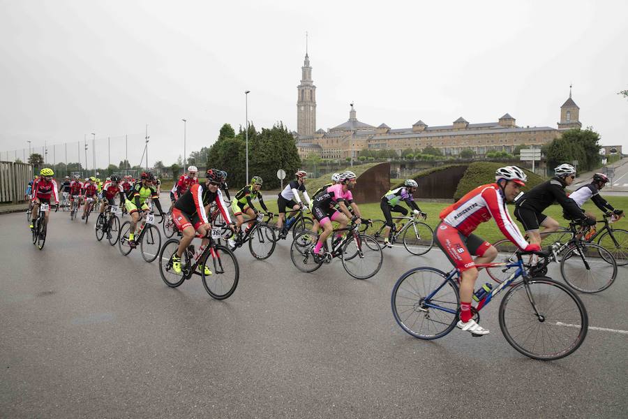 Fotos: Marcha Cicloturista Villa de Gijón (2)