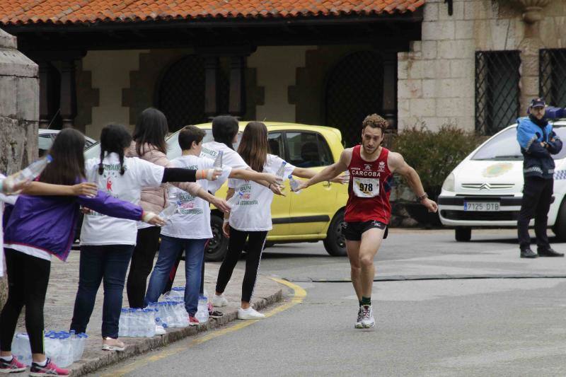 El leonés Sergio Sánchez pulveriza el récord de la media de Cangas de Onís, en el que la gallega Paula Mayobre también superó la mejor marca que ella misma ostentaba.