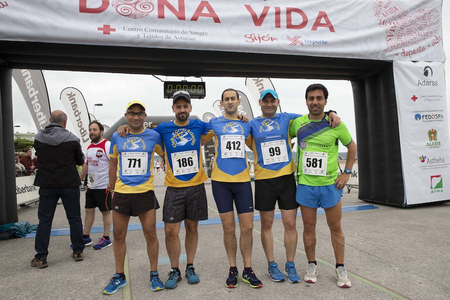 850 personas se sumaron a esta inciativa solidaria organizada por el Centro Comunitario de Sangre y Tejidos de Asturias, con el patrocinio de la Fundación EdP y la colaboración del Ayuntamiento de Gijón, la Dirección General de Deportes y EL COMERCIO