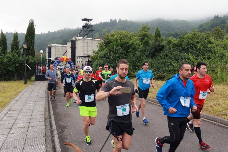 La III Feria de Turismo Minero e Industrial (Fetumi) organizó un recorrido entre el MUMI y el Pozo Sotón con un gran éxito de participación.