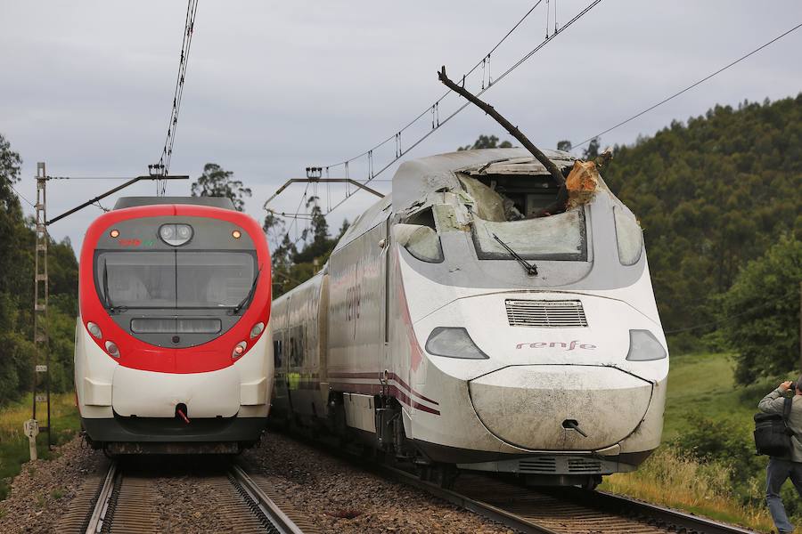 Las ramas entraron en la cabina e hirieron al conductor del tren, que cubría la ruta Madrid-Gijón y transportaba a 97 personas