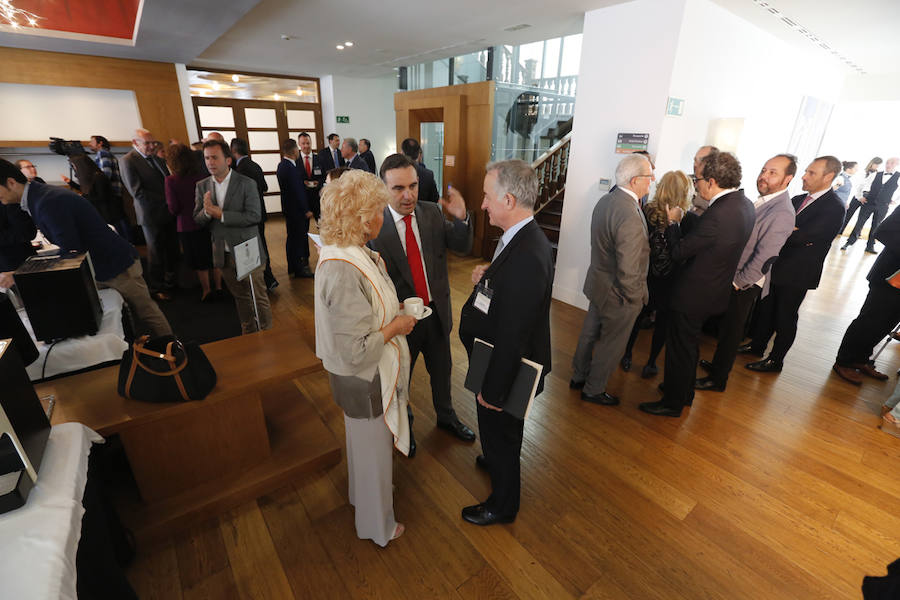 El acto, al que acudió el presidente de la Federación Asturiana de Empresarios (FADE) Belarmino Feito, se celebró en Las Caldas. 