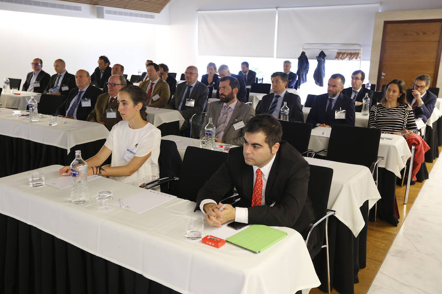 El acto, al que acudió el presidente de la Federación Asturiana de Empresarios (FADE) Belarmino Feito, se celebró en Las Caldas. 