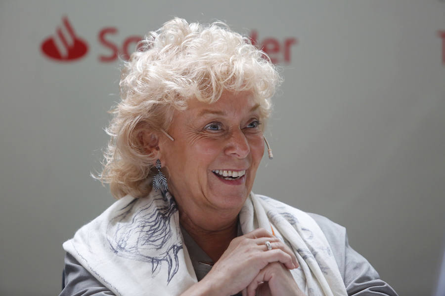 El acto, al que acudió el presidente de la Federación Asturiana de Empresarios (FADE) Belarmino Feito, se celebró en Las Caldas. 