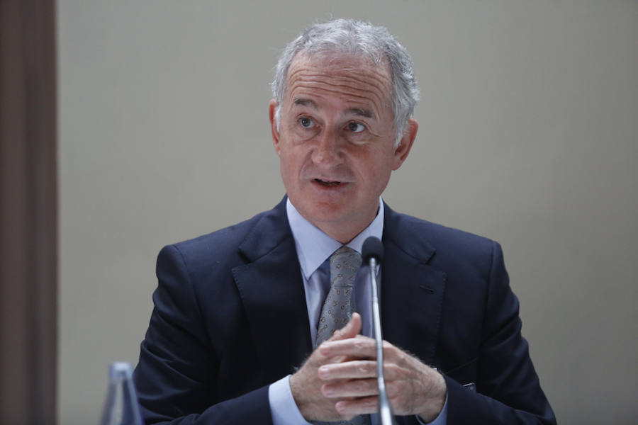 El acto, al que acudió el presidente de la Federación Asturiana de Empresarios (FADE) Belarmino Feito, se celebró en Las Caldas. 