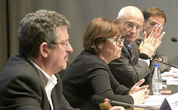 Los cardiólogos defienden extender a Cabueñes el implante de válvulas aórticas