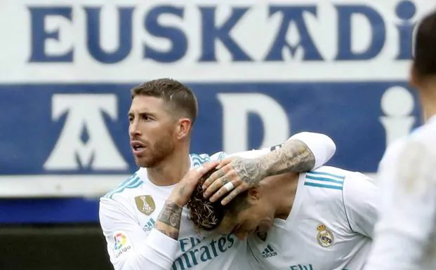 Sergio Ramos y Cristiano Ronaldo, durante un partido del Real Madrid. 