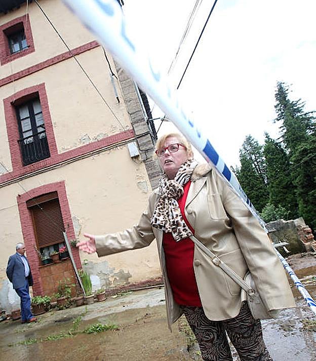 «Si no se rompe el muro, el agua habría arrastrado la casa conmigo dentro»