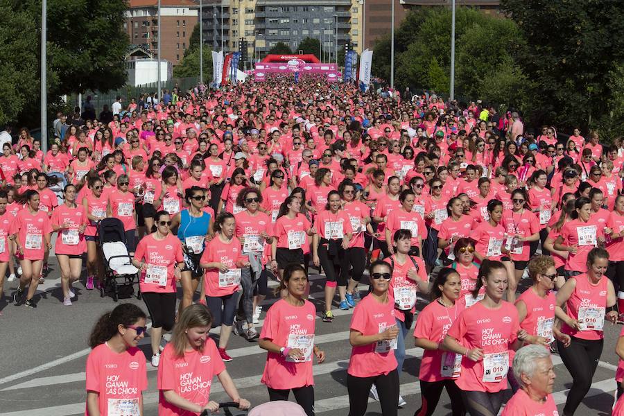 Fotos: ¿Estuviste en la Carrera de la Mujer de Gijón? ¡Búscate!