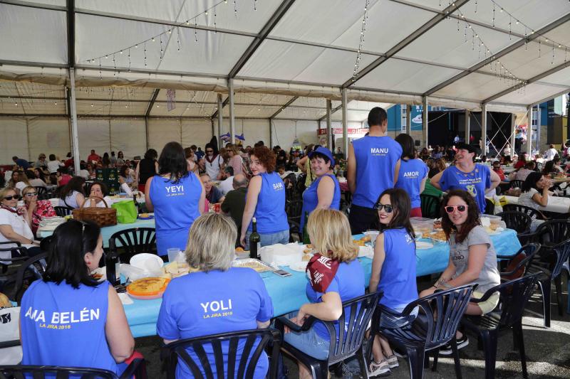 La merienda campestre comenzó pasadas las cinco de la tarde