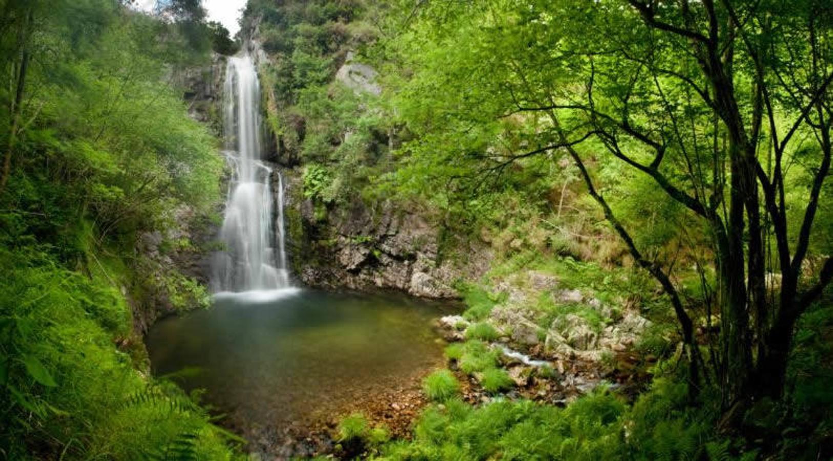 Cascada de Asturias. Cioyo (Castropol)