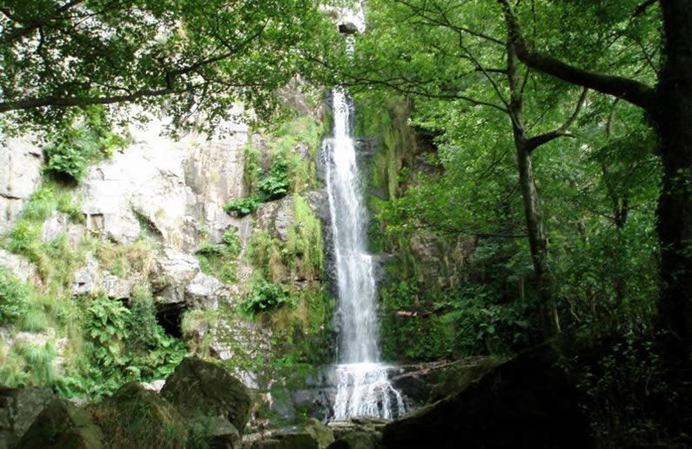 Cascadas de Asturias. Oneta (Villayón)