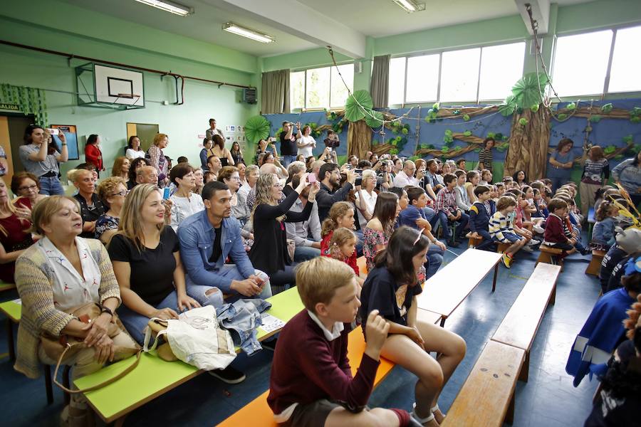 Fotos: Graduaciones de los más pequeños del colegio Río Piles de Gijón