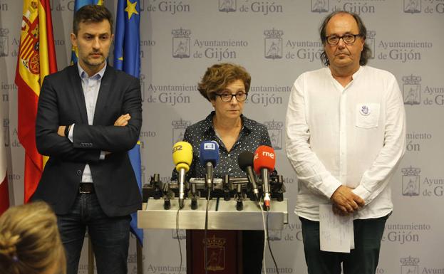 José María Pérez, Ana Castaño y Mario Suárez, durante la rueda de prensa.