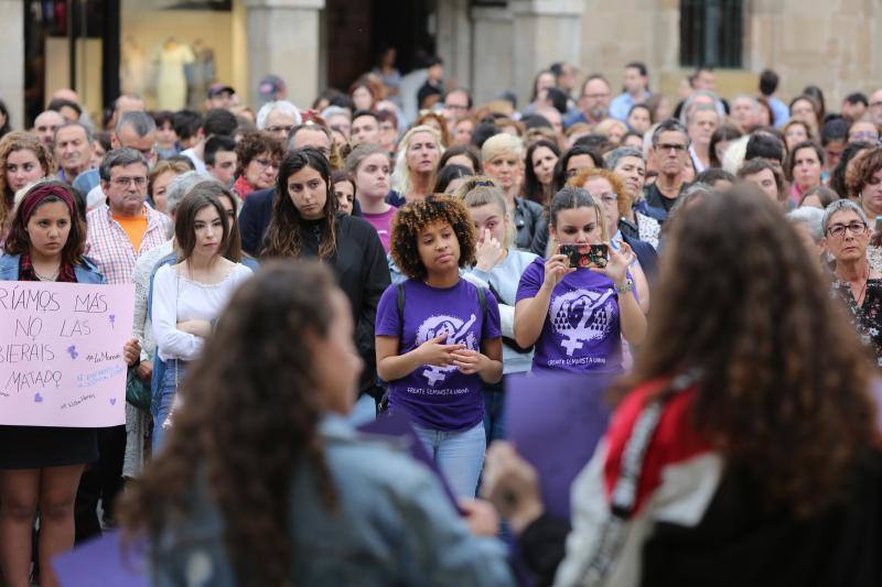 Fotos: Avilés sale a la calle en protesta contra la libertad provisional para &#039;La Manada&#039;