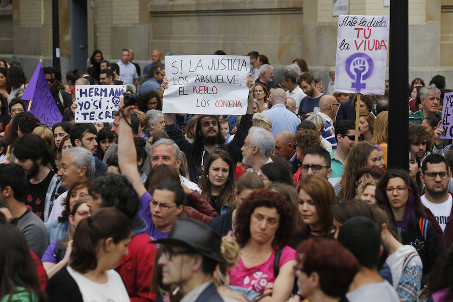 Fotos: Gijón toma la calle contra la libertad provisional