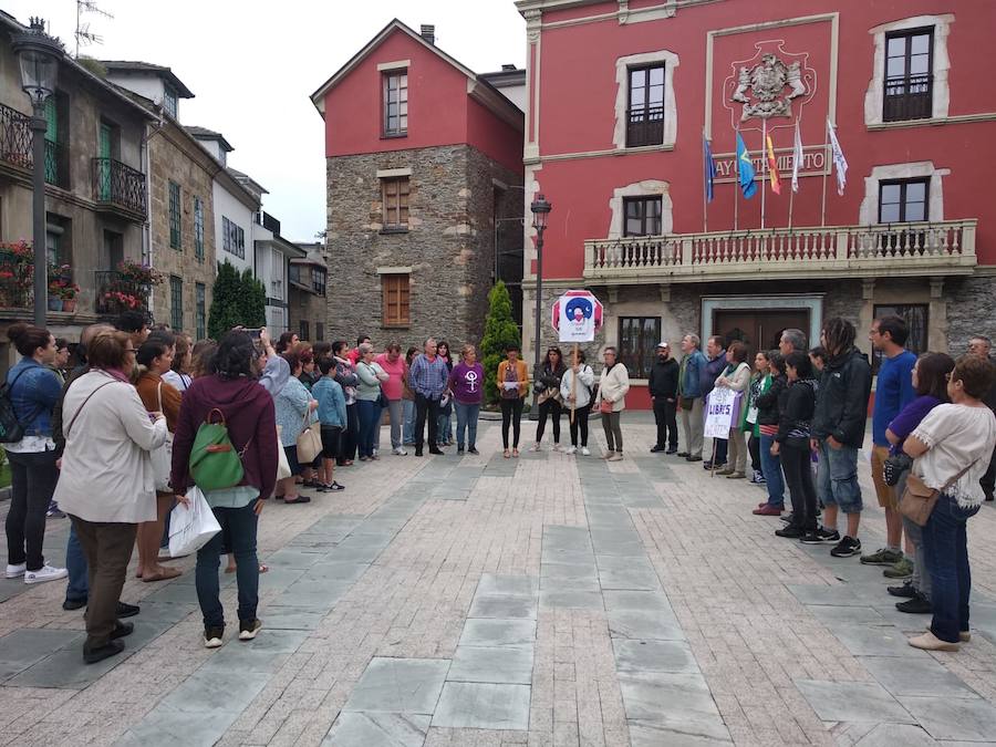 Fotos: Asturias llena plazas y calles para mostrar su rechazo