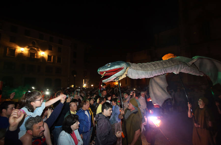 Fotos: Oviedo se enciende con la noche de San Juan