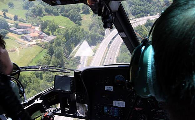 La DGT vigilará este verano Asturias con drones, helicópteros y radares portátiles