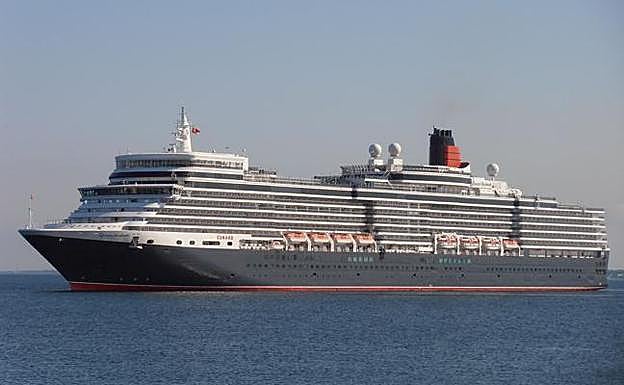 El crucero inglés 'Queen Elizabeth' llega a puerto con 2.000 pasajeros