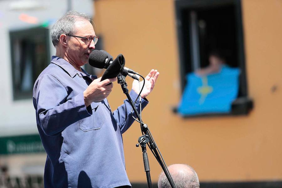 Fotos: Cudillero se llena con L&#039;Amuravela