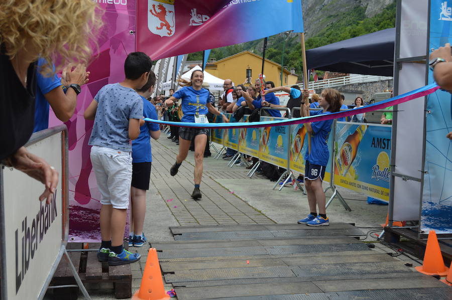 El duelo deportivo que enfrenta a leoneses y somedanos finalizó con la victoria leonesa en la séptima edición de una prueba donde prima el buen ambiente