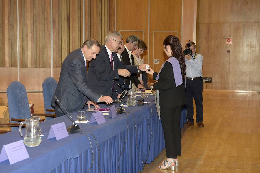 115 jóvenes se graduaron en el Auditorio Príncipe Felipe de Oviedo.