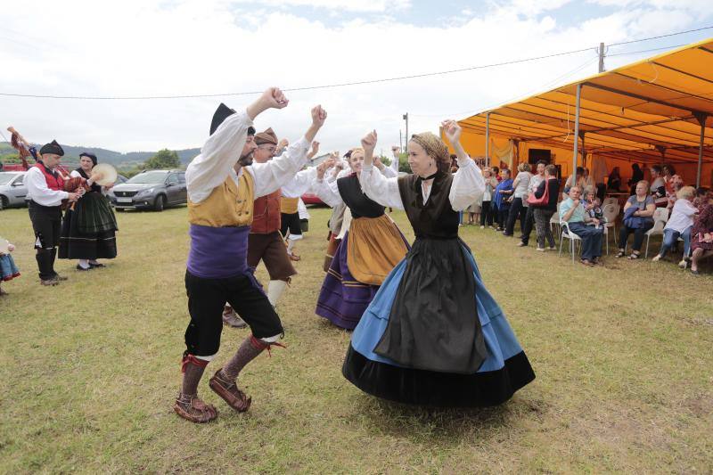 Los barrios y parroquias de la ciudad valoran la gran afluencia de pública a las celebraciones del fin de semana.