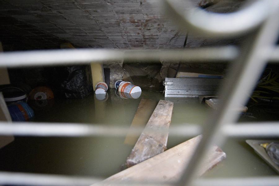 Asturias se encuentra en alerta amarilla por las fuertes lluvias y varias localidades de la región se han visto afectadas por las mismas. En Cudillero y en Oviedo se han producido inundaciones y argayos.