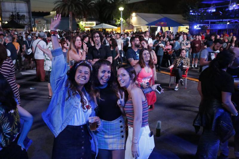 El swing, funky y rock and roll de la mano de Jairo Perera pusieron el punto final al festival con el público asturiano entregado.