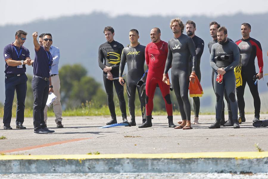 Fotos: Pruebas de acceso para la tripulación de helicóptero de Salvamento Marítimo