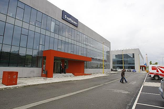 Los edificios gemelos, en la avenida del Aluminio. 