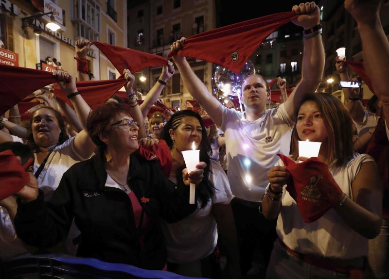 El 'Pobre de Mí' despide un año más las fiestas de San Fermín