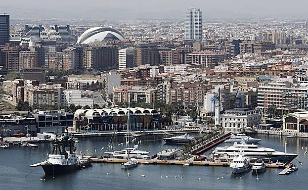 Vista general del Puerto Copa America en Valencia. 