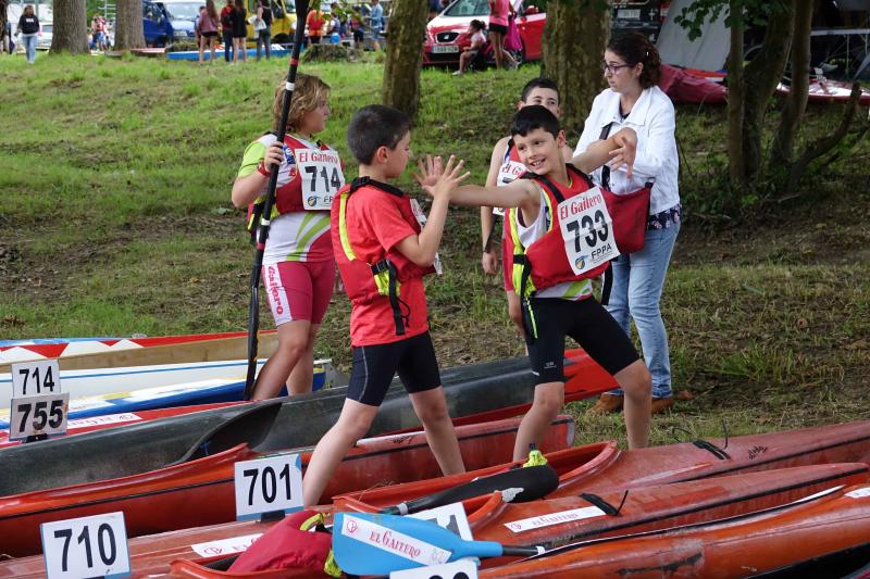 Rubén García y Daniel Fernández fueron los primeros en cruzar la meta en el descenso dirigido a niños