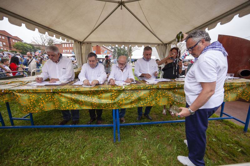 El Ayuntamiento propondrá la candidatura del evento a Fiesta de Interés Turístico Nacional. En esta edición se pusieron a la venta más de dos mil kilos de sardinas