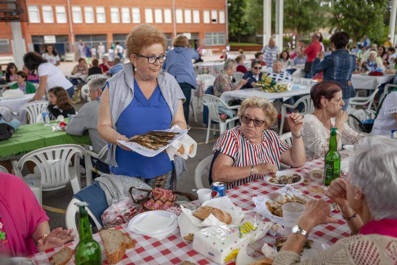 El Ayuntamiento propondrá la candidatura del evento a Fiesta de Interés Turístico Nacional. En esta edición se pusieron a la venta más de dos mil kilos de sardinas