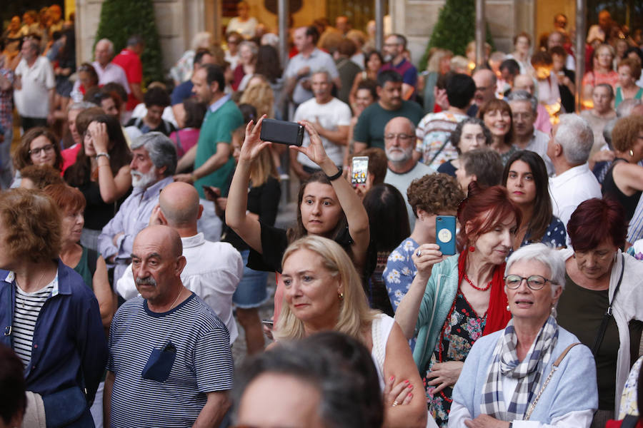 El piragüista olímpico se agarró al micrófono con un inmenso agradecimiento en la garganta y una expresiva y expresa invitación a la fiesta