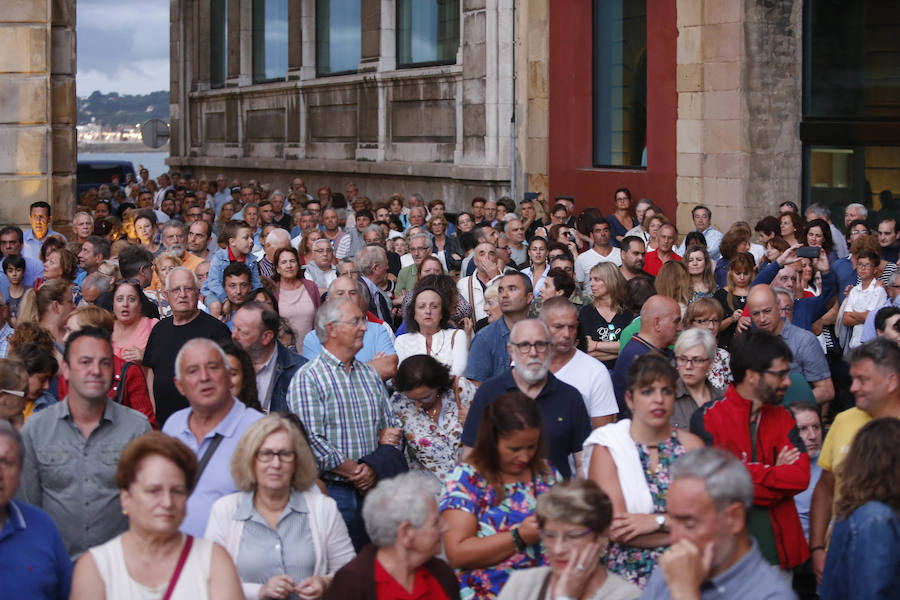 El piragüista olímpico se agarró al micrófono con un inmenso agradecimiento en la garganta y una expresiva y expresa invitación a la fiesta