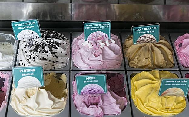 Helados de la heladería Alvisan. 