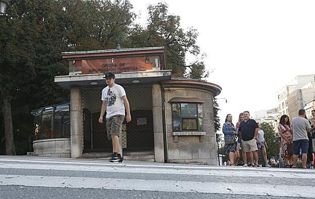 El Escorialín, pendiente de reabrir sus puertas. 