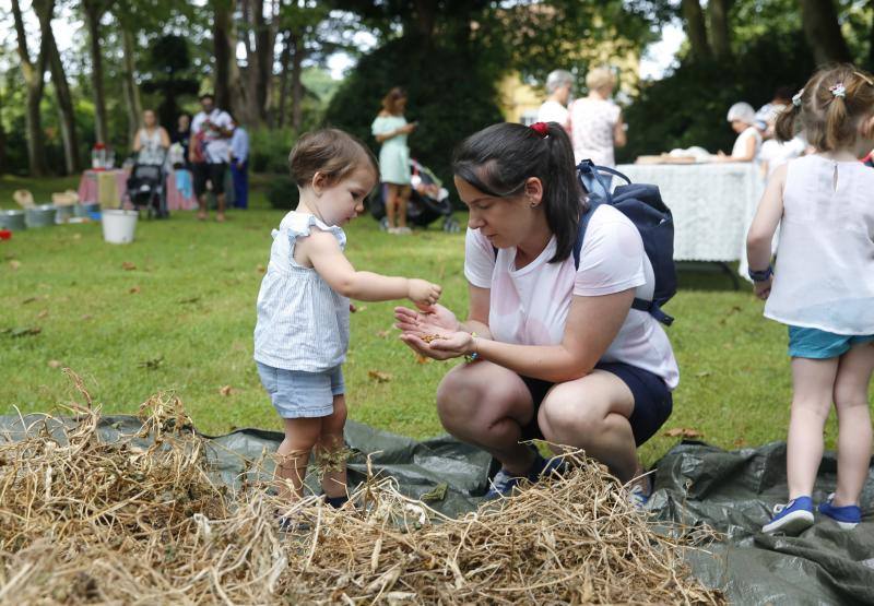 El jardín gijonés estuvo repleto de niños disfrutando de todas las actividades destinadas a ellos con motivo de la Semana Grande.