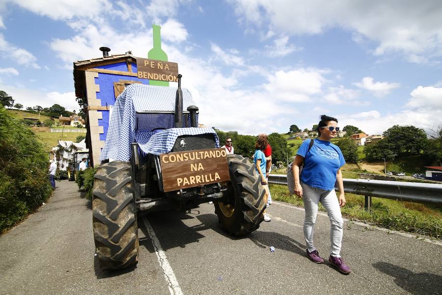 Ocho peñas participan en el LVII Concurso Provincial de Carrozas San Félix, evento declarado de Interés Turístico Regional. 