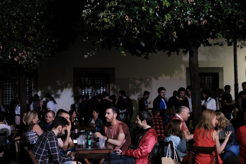 Miles de gijoneses y visitantes disfrutaron de una noche de fiesta con el gran espectáculo de los Fuegos como protagonista