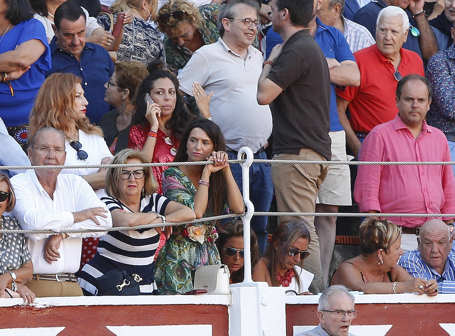 Los toros de El Freixo, ganadería propiedad de 'El Juli', mansurronearon y no ayudaron a los diestros