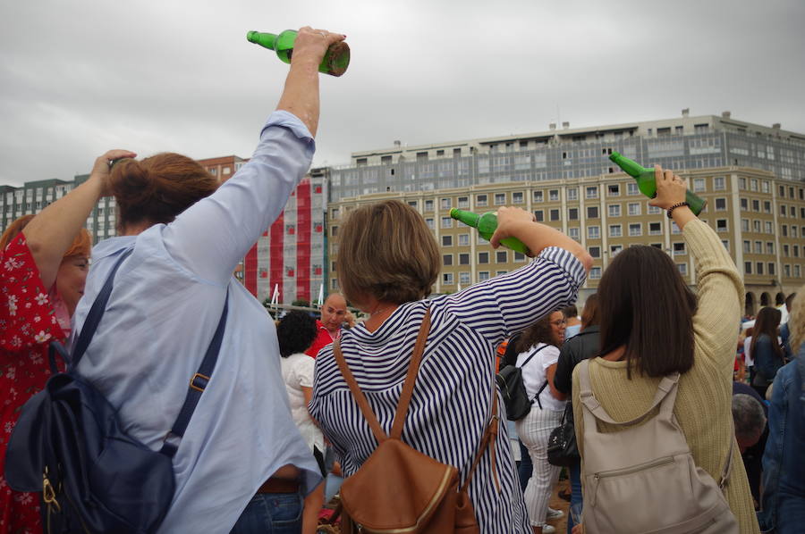 9.580 escanciadores consiguieron que la ciudad supere la marca del año pasado en la tradicional cita en Poniente