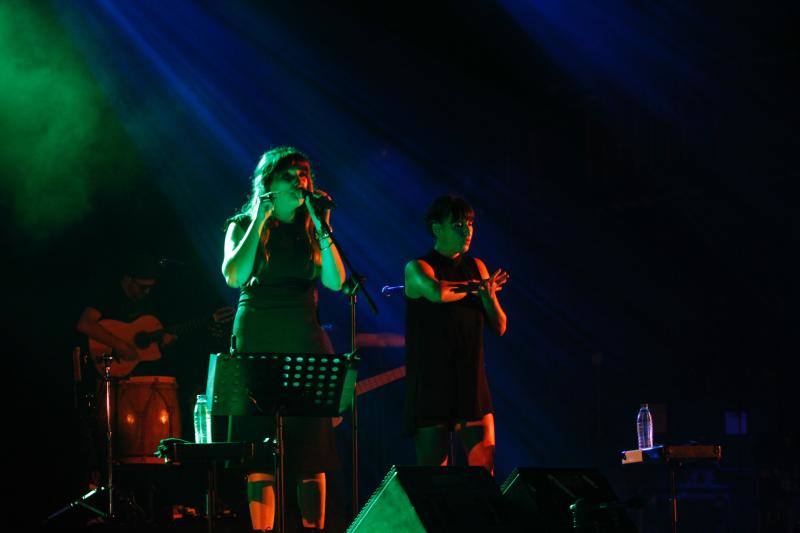 as fiestas de San Agustín se despiden hasta el año que viene dejando el concierto de Rozalén y el tradicional espectáculo pirotécnico como colofón final en la jornada de hoy martes.